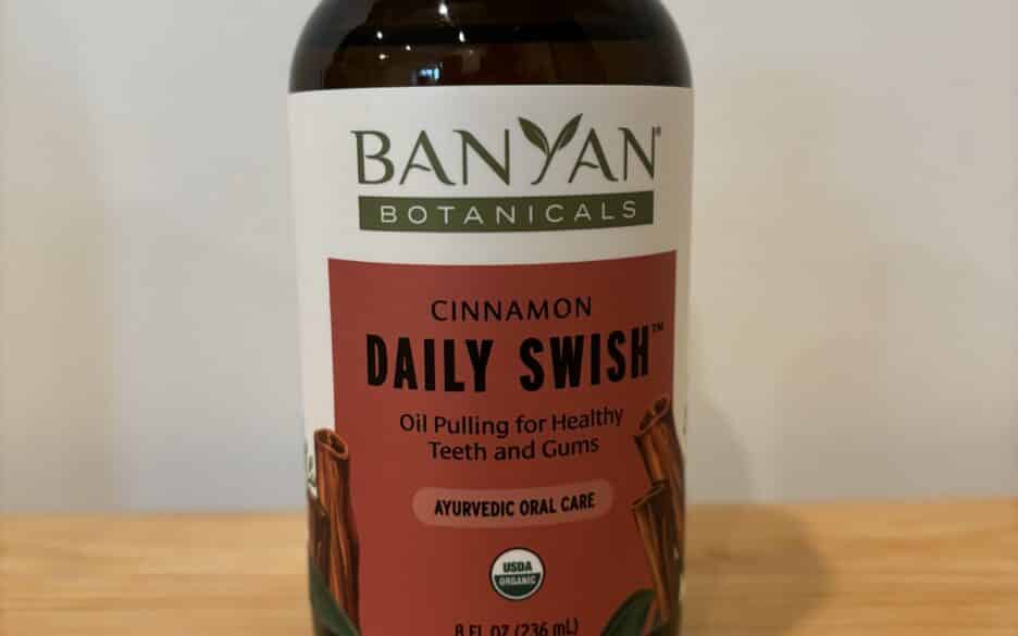 banyan-botanicals daily swish mouthwash bottle