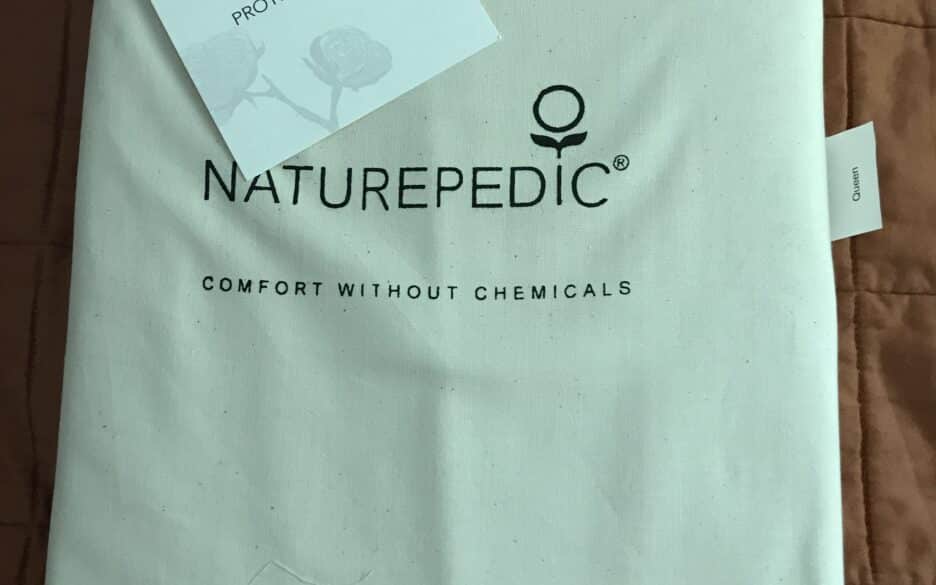 Naturepedic-organic-waterproof-protector-pad